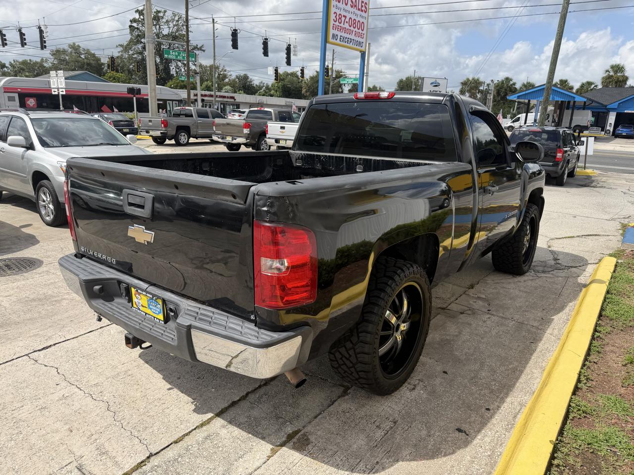 Chevrolet Silverado 1500 Work Truck 2WD 2010