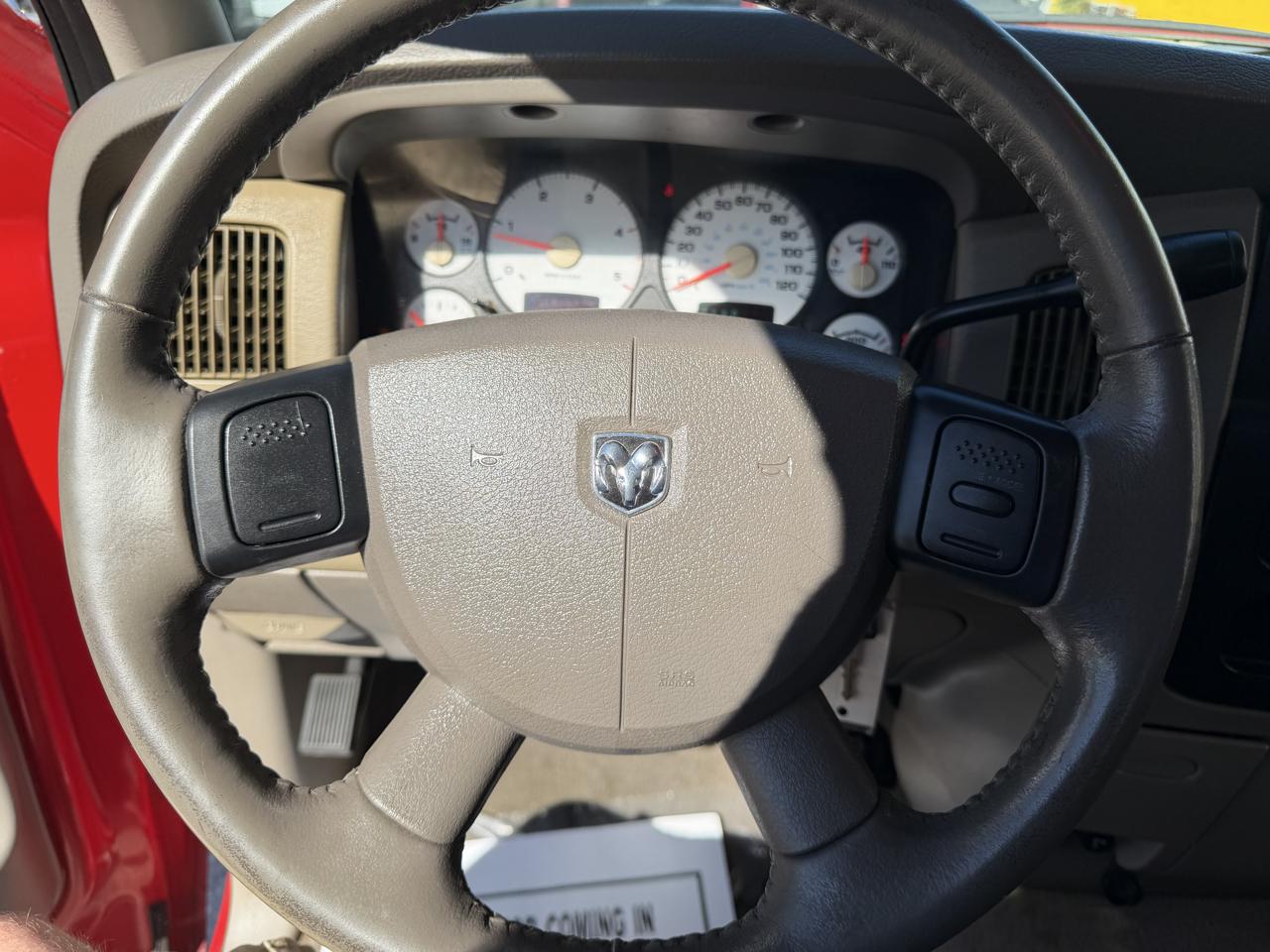 Dodge Ram 2500 Laramie Quad Cab Long Bed 2WD 2005
