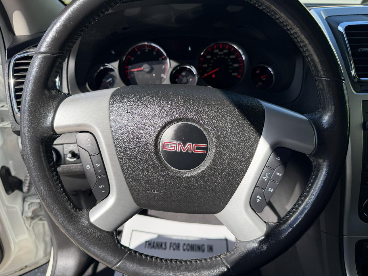 GMC Acadia photo 22
