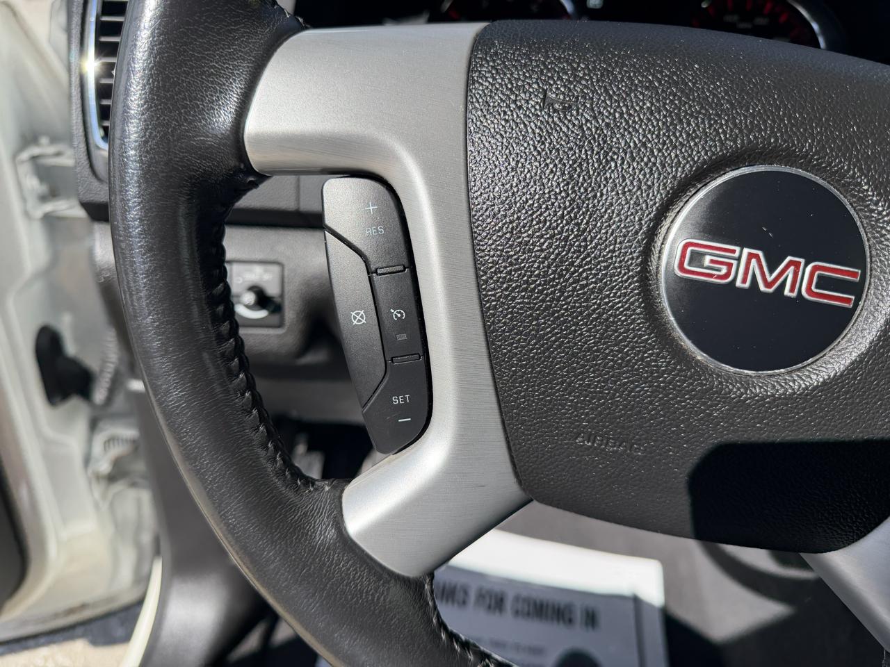 GMC Acadia photo 23