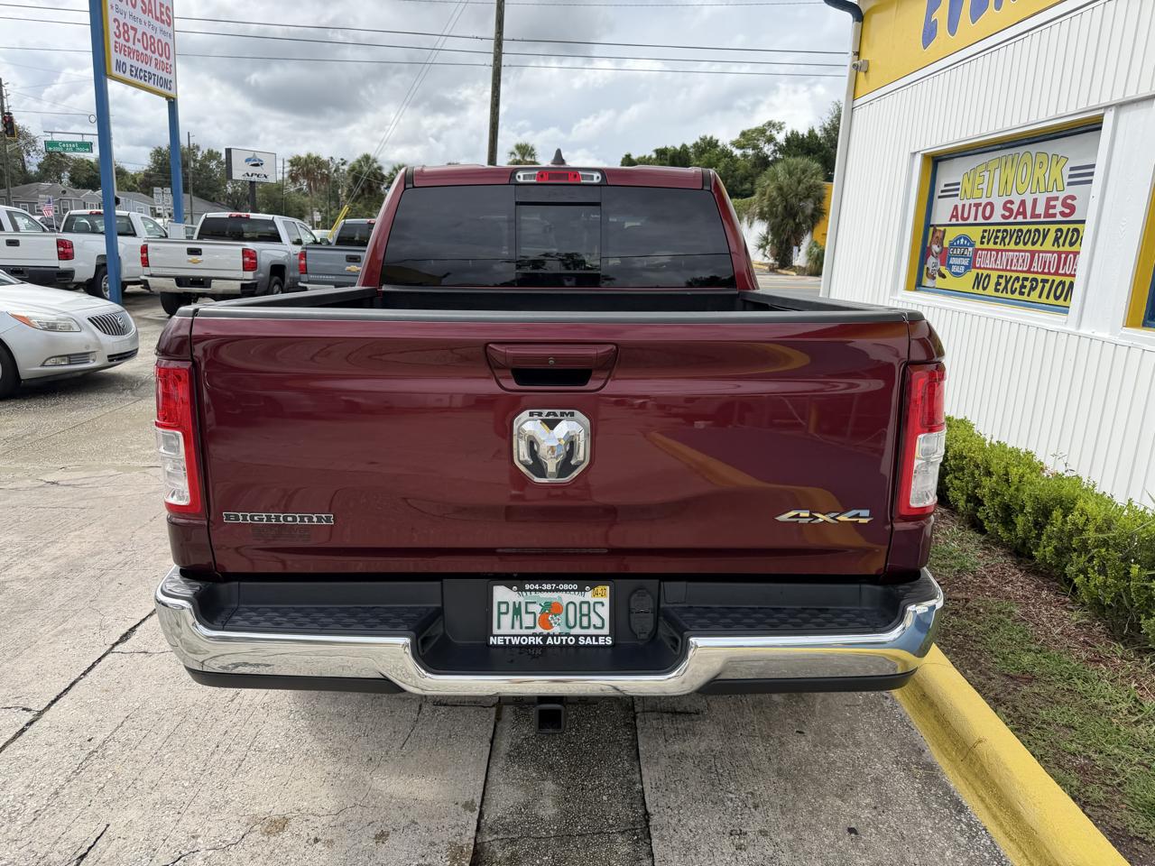 RAM 1500 Big Horn Crew Cab SWB 4WD 2022