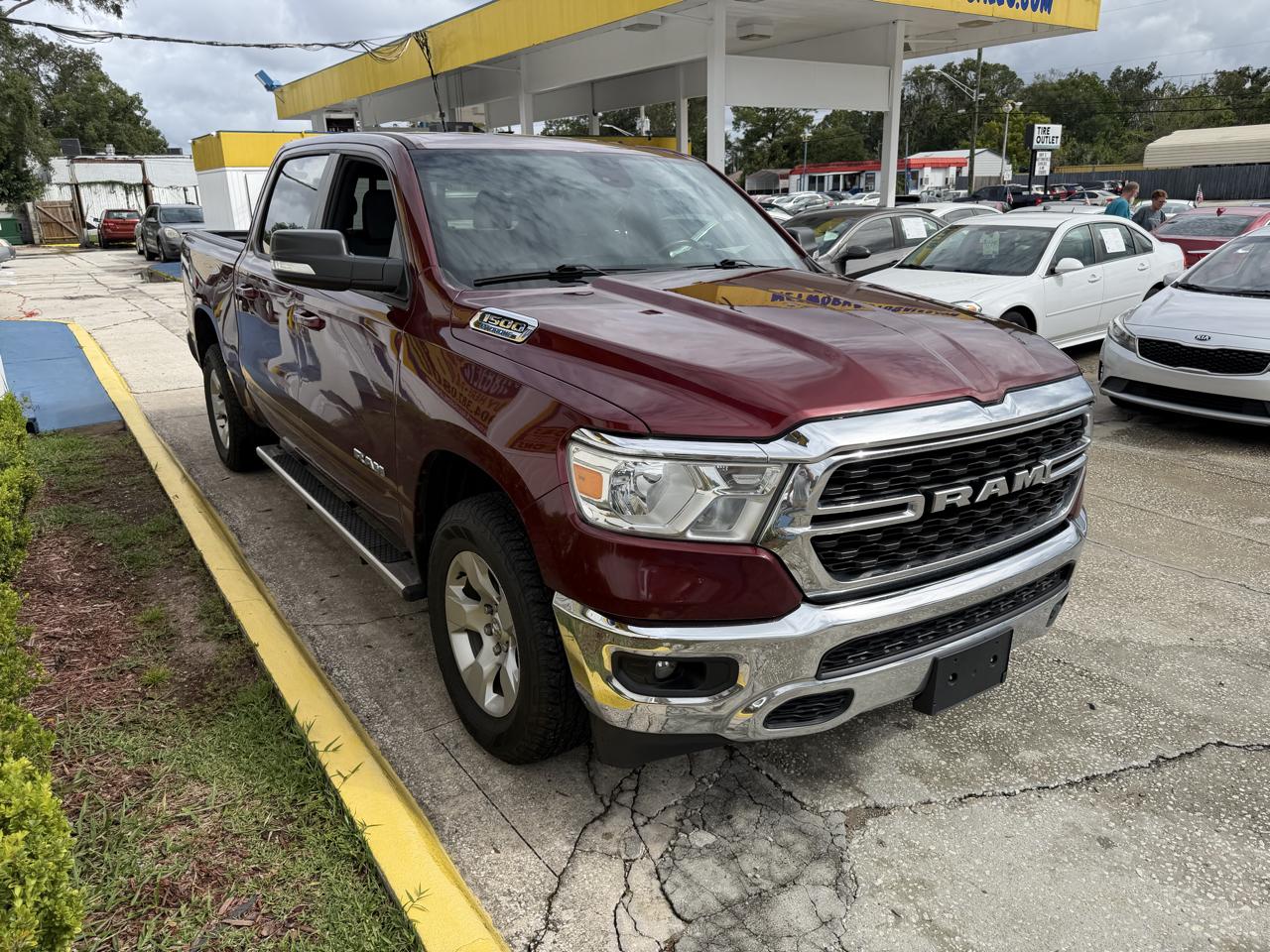 RAM 1500 Big Horn Crew Cab SWB 4WD 2022