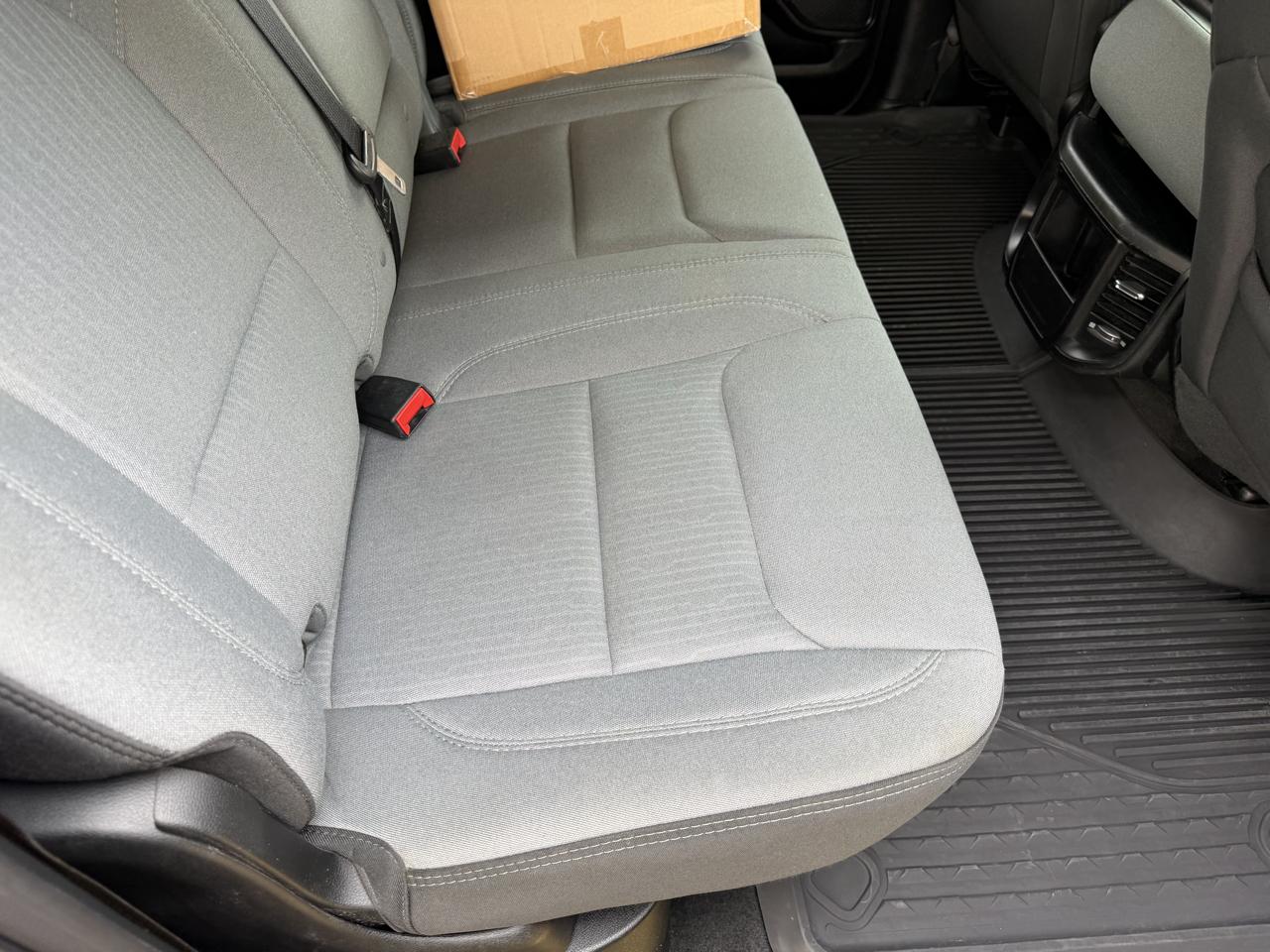 RAM 1500 Big Horn Crew Cab SWB 4WD 2022