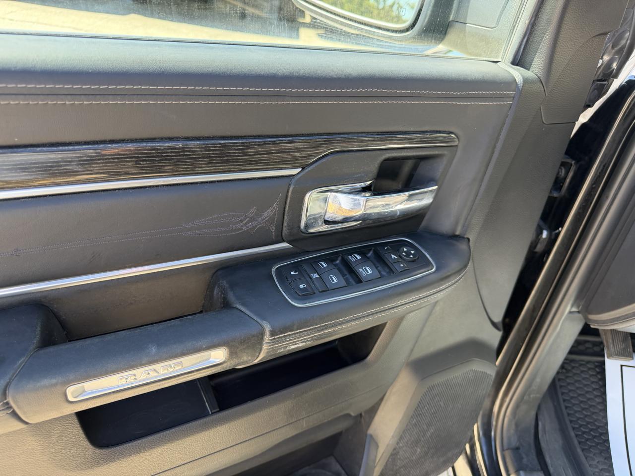 RAM 1500 Longhorn Crew Cab SWB 2WD 2017