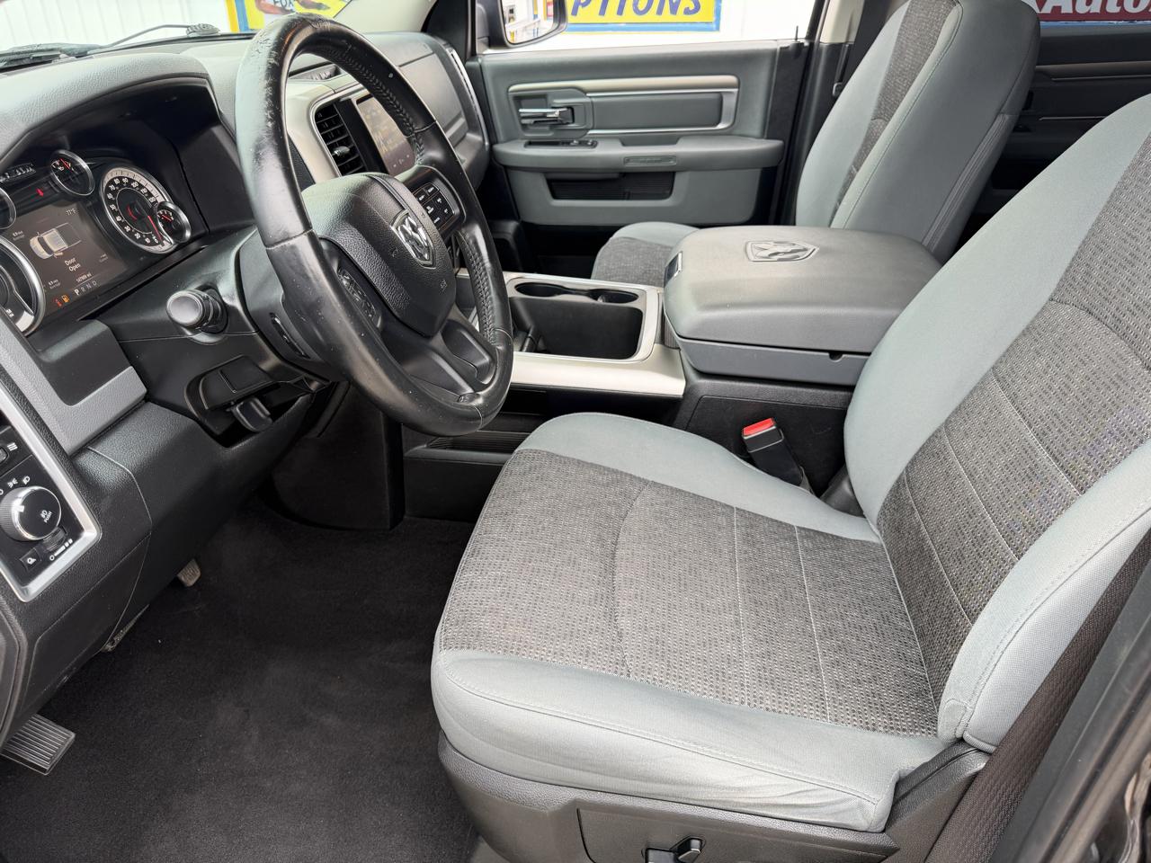 RAM 1500 SLT Crew Cab SWB 2WD 2018