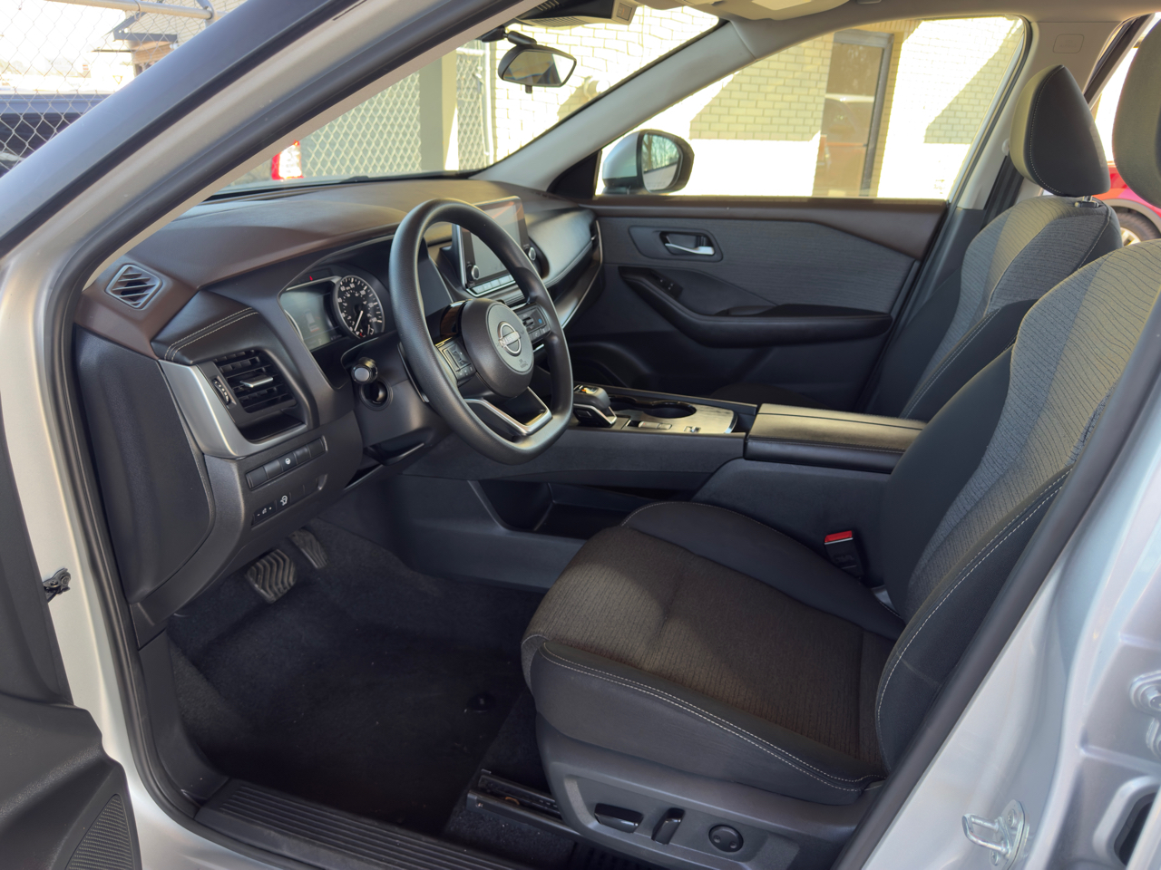 Nissan Rogue FWD SV 2023