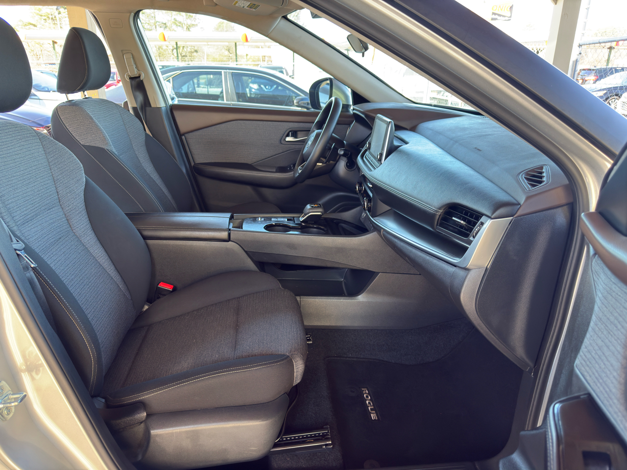 Nissan Rogue FWD SV 2023