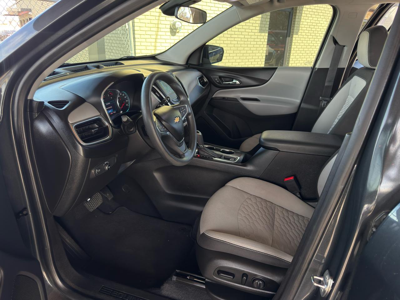 Chevrolet Equinox FWD 4dr LT w/2FL 2021