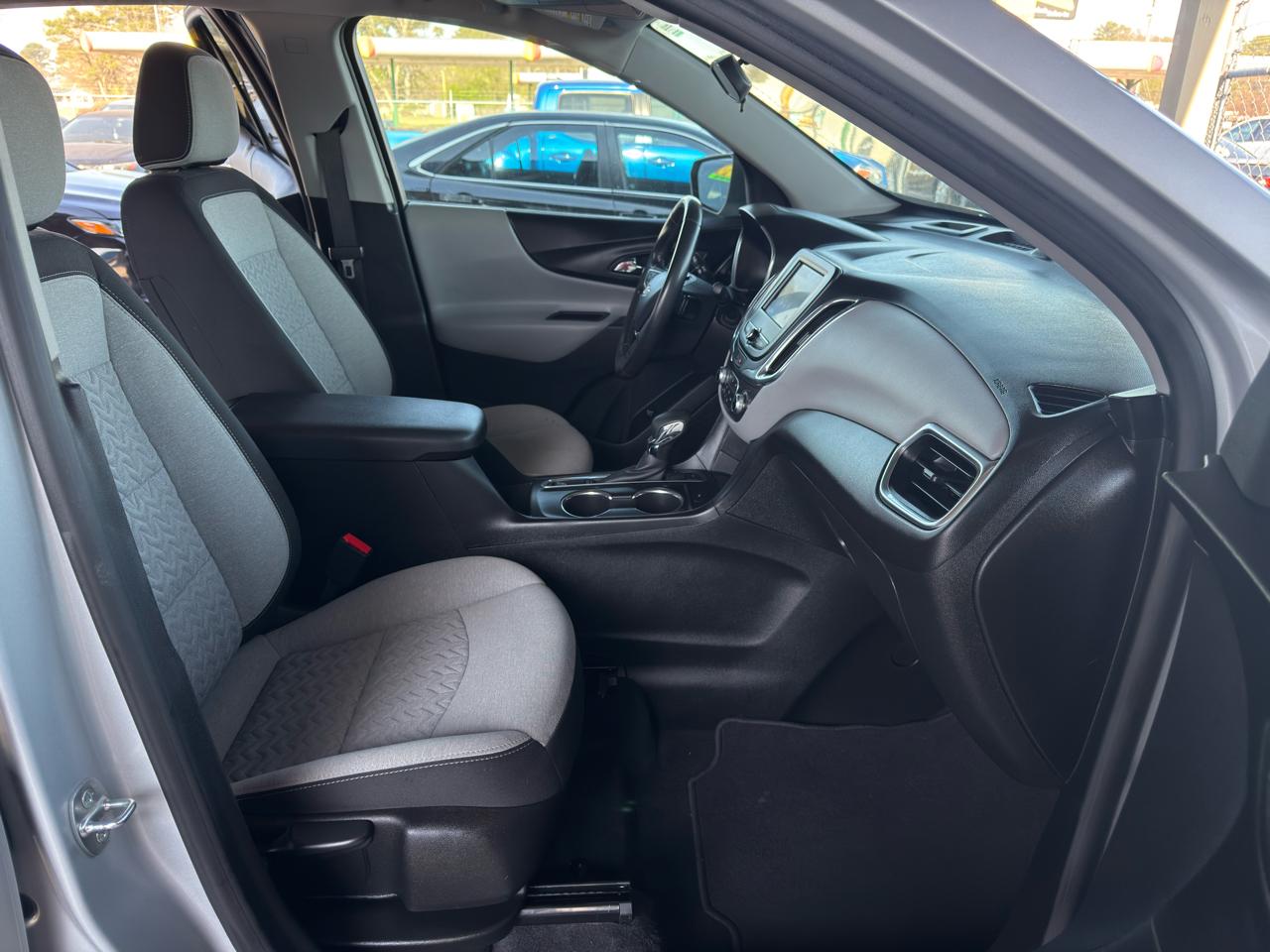 Chevrolet Equinox AWD 4dr LT w/1LT 2022