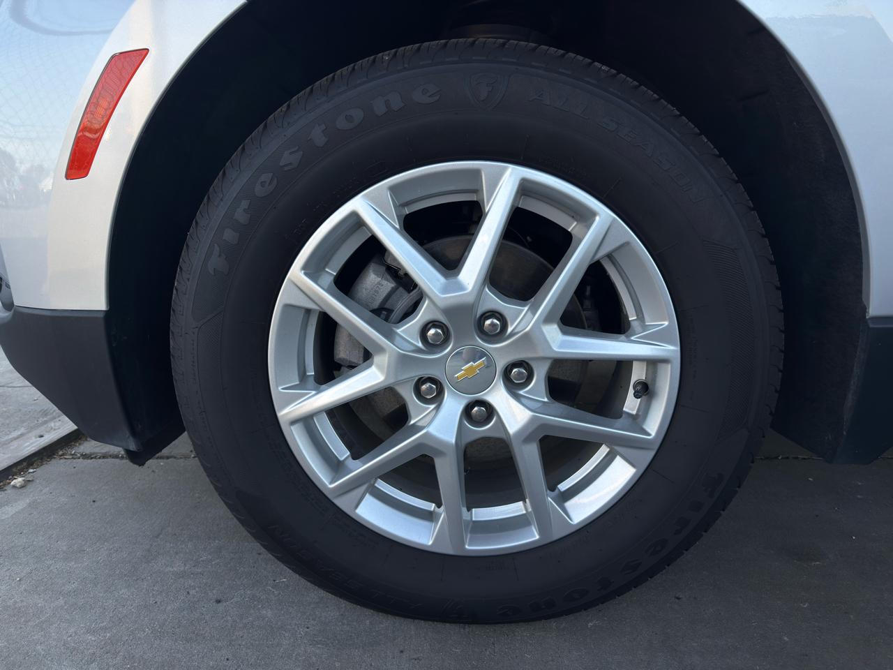 Chevrolet Equinox AWD 4dr LT w/1LT 2022