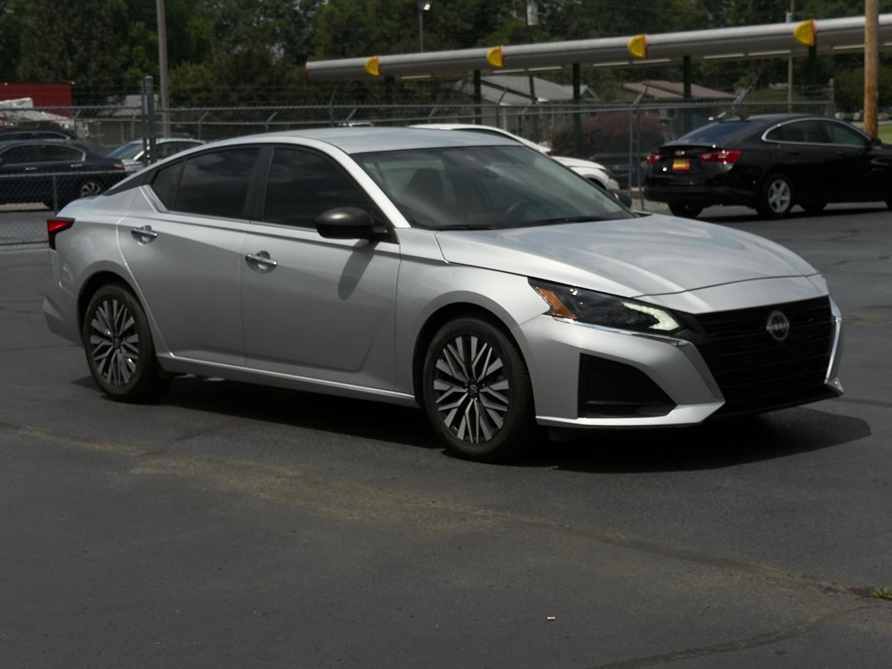 Nissan Altima 2.5 SV Sedan 2024