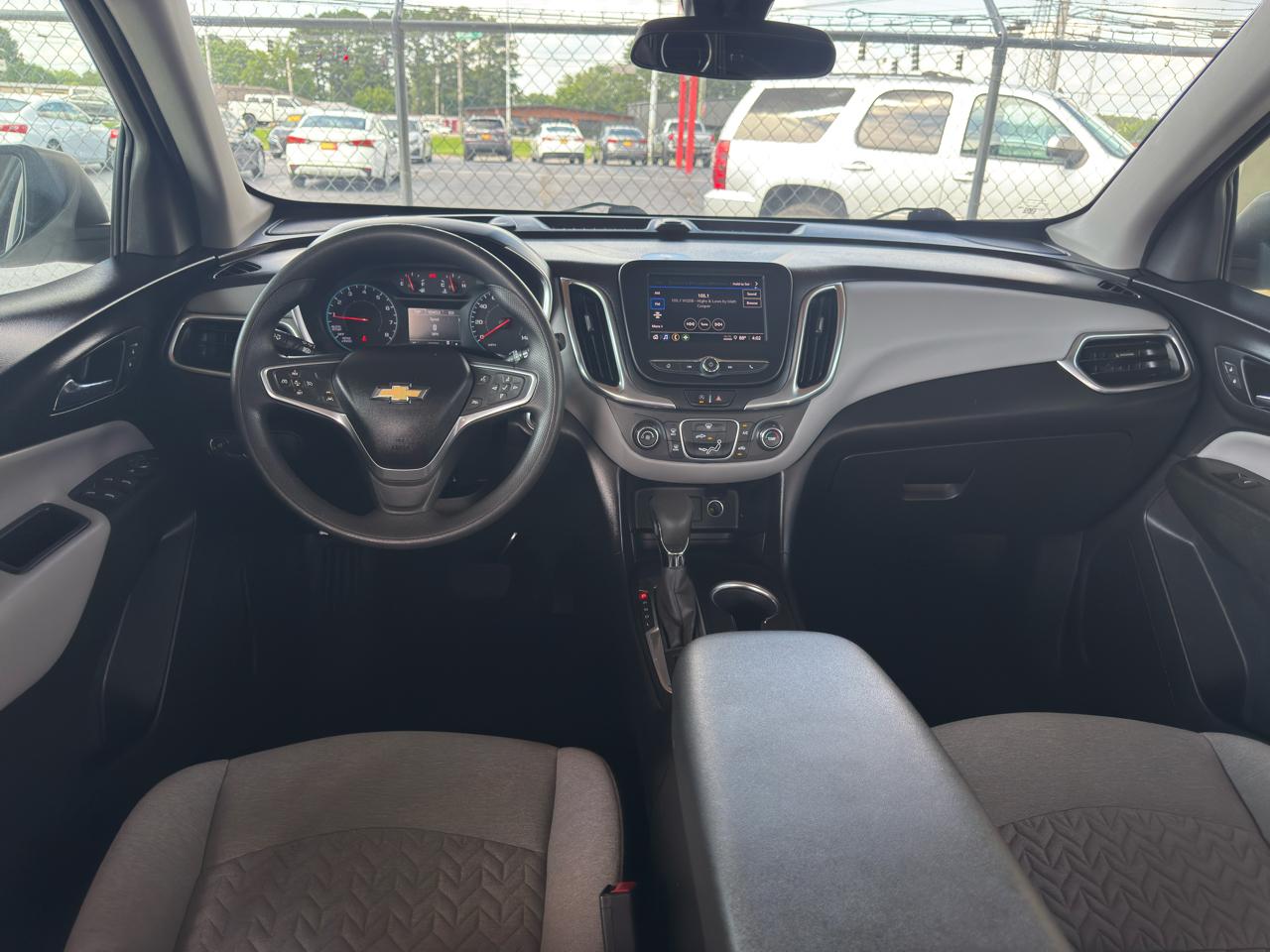 Chevrolet Equinox FWD 4dr LS w/1FL 2022