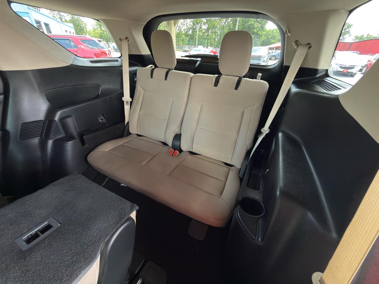 Ford Explorer Base RWD 2021