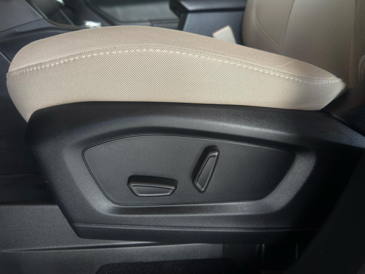 Ford Explorer Base RWD 2021