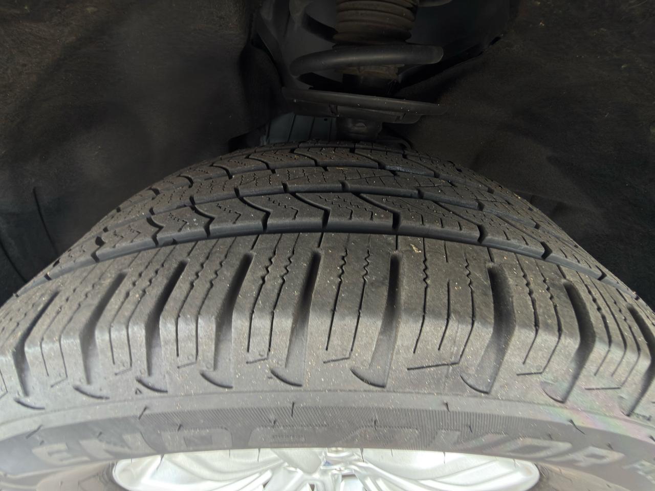 Ford Explorer Base RWD 2021