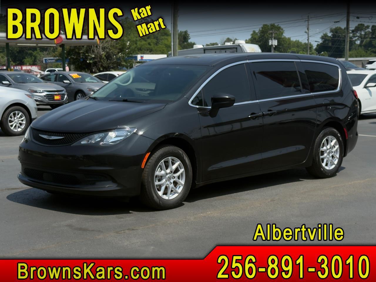2023 Chrysler Voyager LX FWD