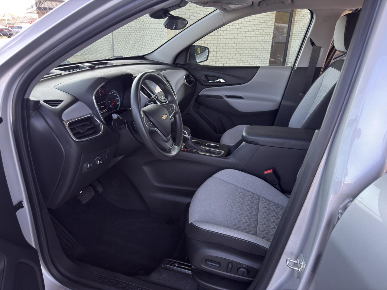 Chevrolet Equinox FWD 4dr LS w/1FL 2022