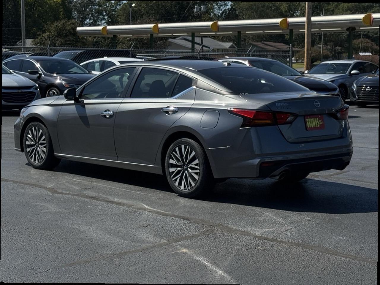 Nissan Altima 2.5 SV Sedan 2023
