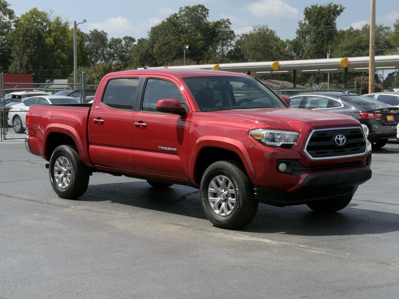 Toyota Tacoma TRD Off Road Double Cab 5' Bed V6 4x2 AT (Natl) 2017