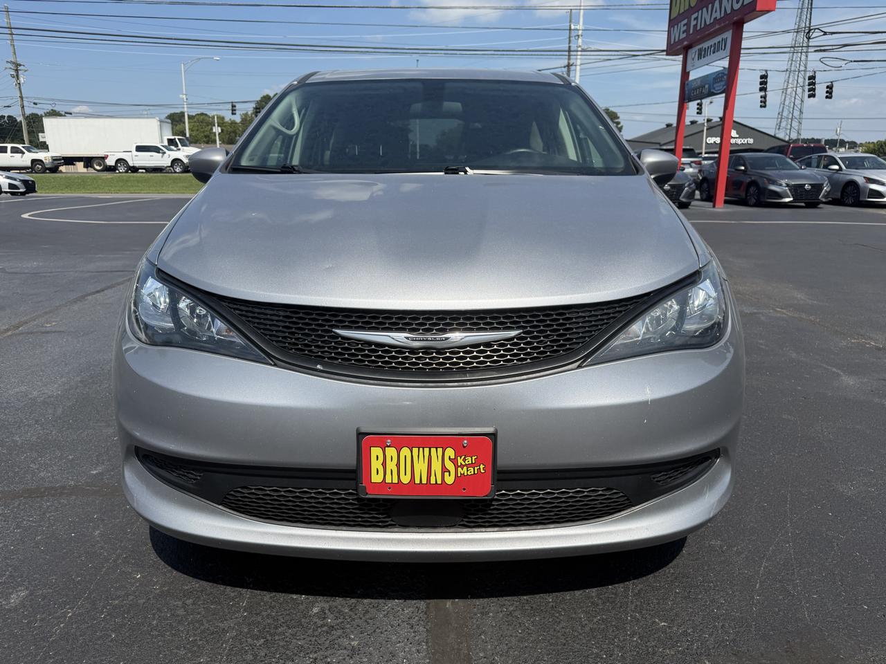 Chrysler Voyager LX FWD 2021