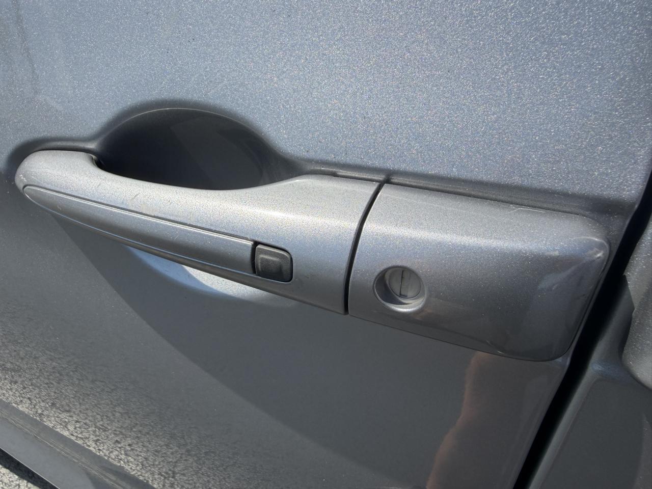 Chrysler Voyager LX FWD 2021