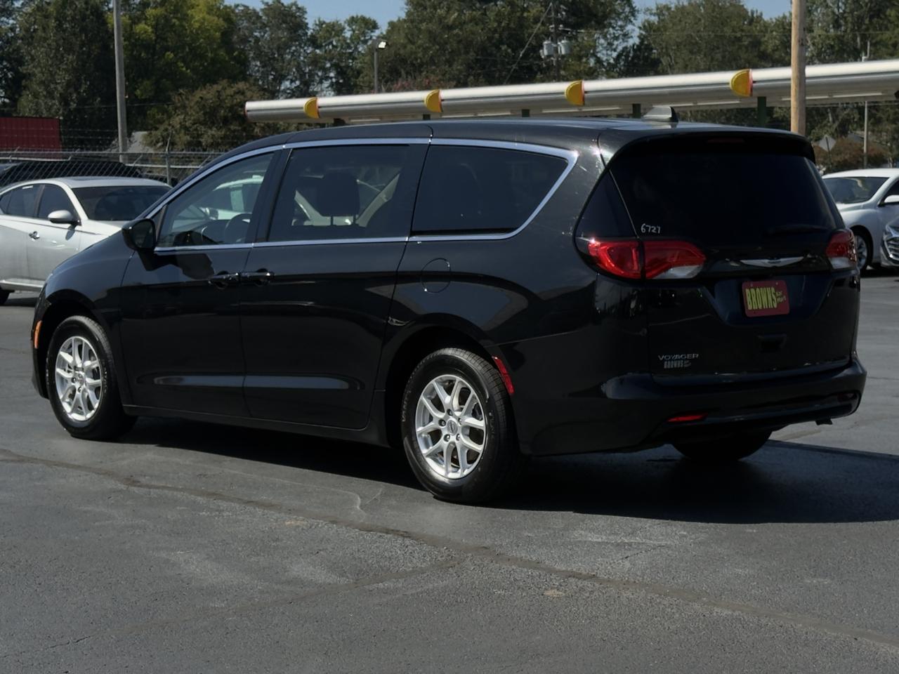 Chrysler Voyager LX FWD 2022