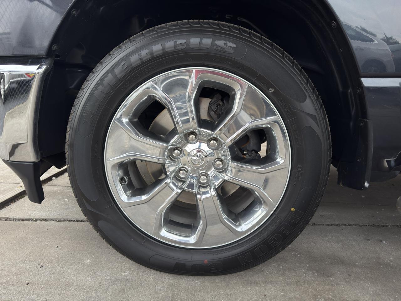 RAM 1500 Big Horn 4x2 Quad Cab 6'4" Box 2021