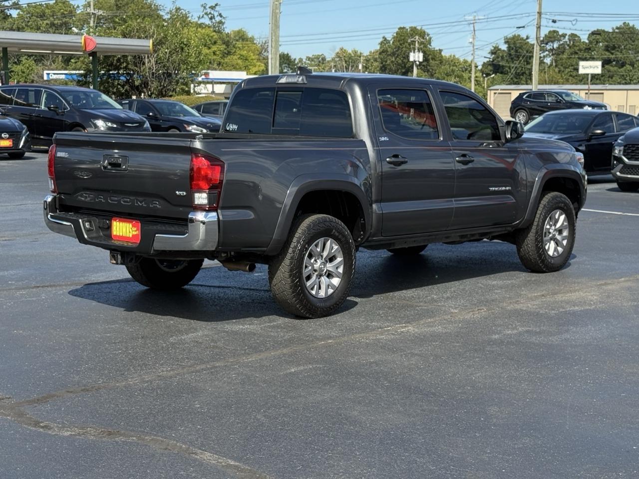 Toyota Tacoma 2WD TRD Off Road Double Cab 5' Bed V6 AT (Natl) 2019