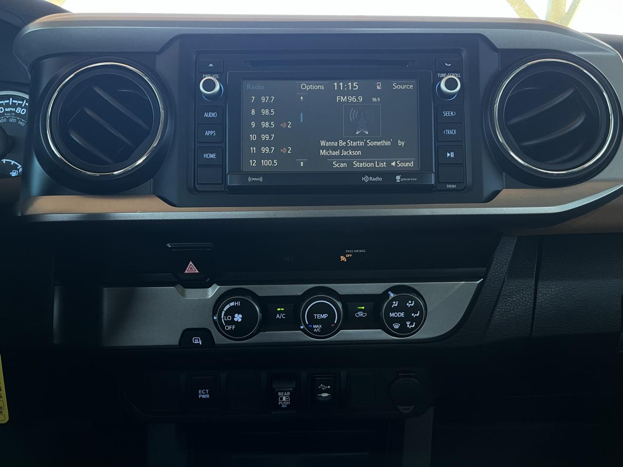 Toyota Tacoma 2WD TRD Off Road Double Cab 5' Bed V6 AT (Natl) 2019