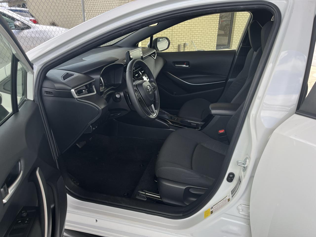 Toyota Corolla SE Nightshade CVT (Natl) 2022
