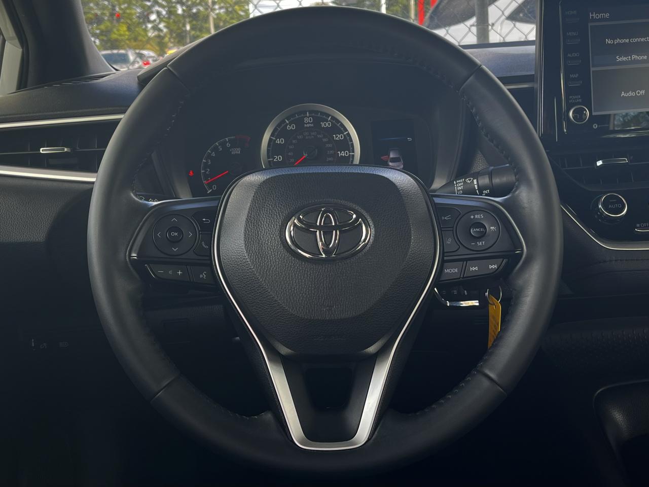 Toyota Corolla SE Nightshade CVT (Natl) 2022