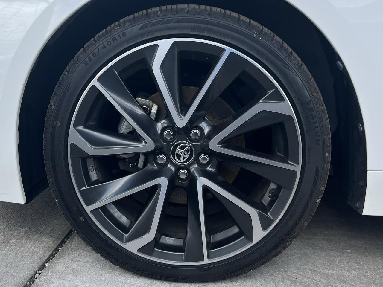 Toyota Corolla SE Nightshade CVT (Natl) 2022