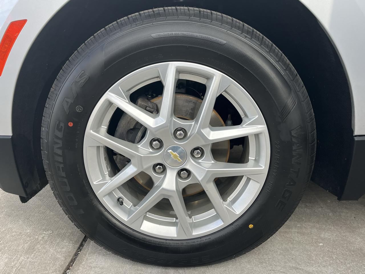 Chevrolet Equinox FWD 4dr LS w/1LS 2022
