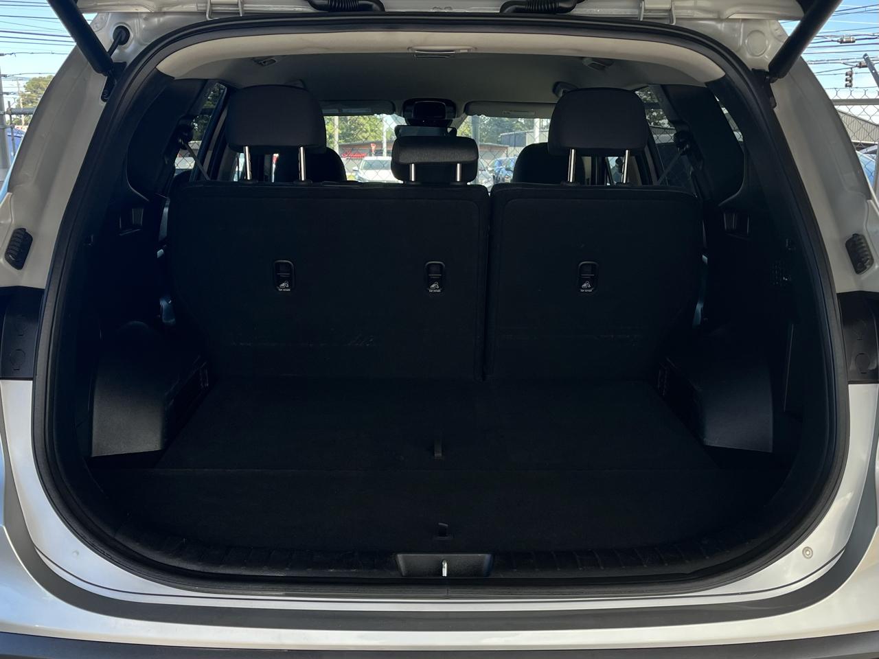 Hyundai Santa Fe SEL FWD 2023