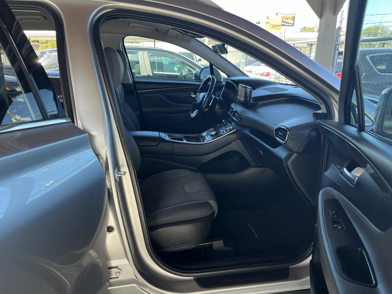 Hyundai Santa Fe SEL FWD 2023