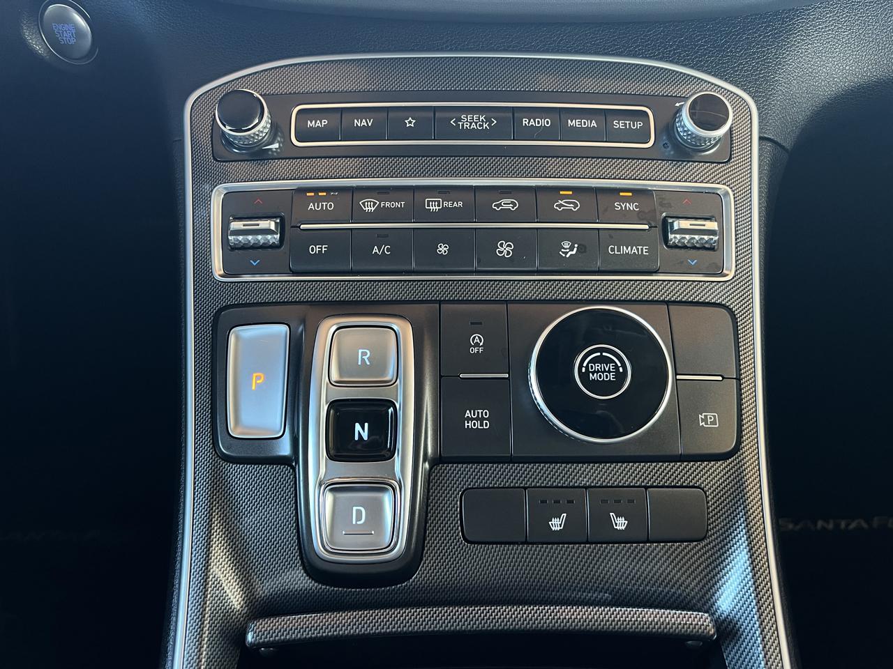Hyundai Santa Fe SEL FWD 2023
