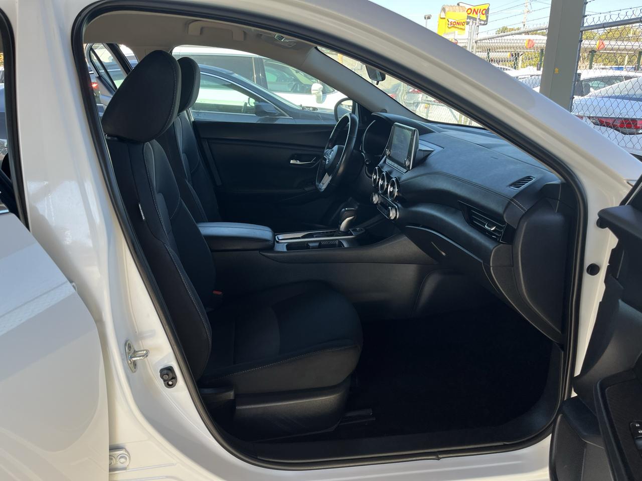 Nissan Sentra SV CVT 2023