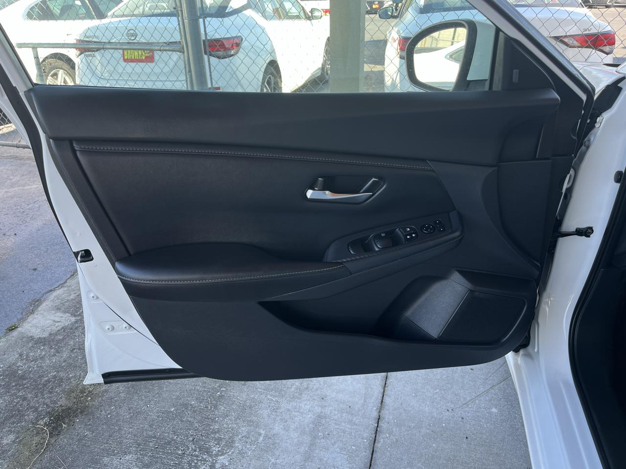 Nissan Sentra SV CVT 2023
