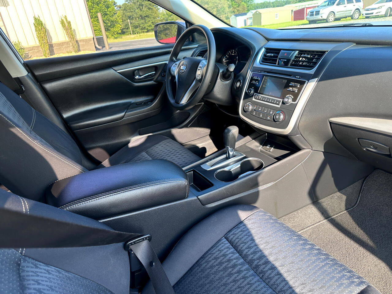Nissan Altima 4dr Sdn I4 2.5 S 2016 Nissan Altima 4dr Sdn I4 2.5 S 2016