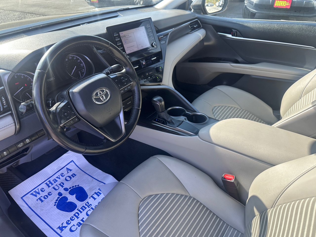 Toyota Camry SE Nightshade Auto (Natl) 2021