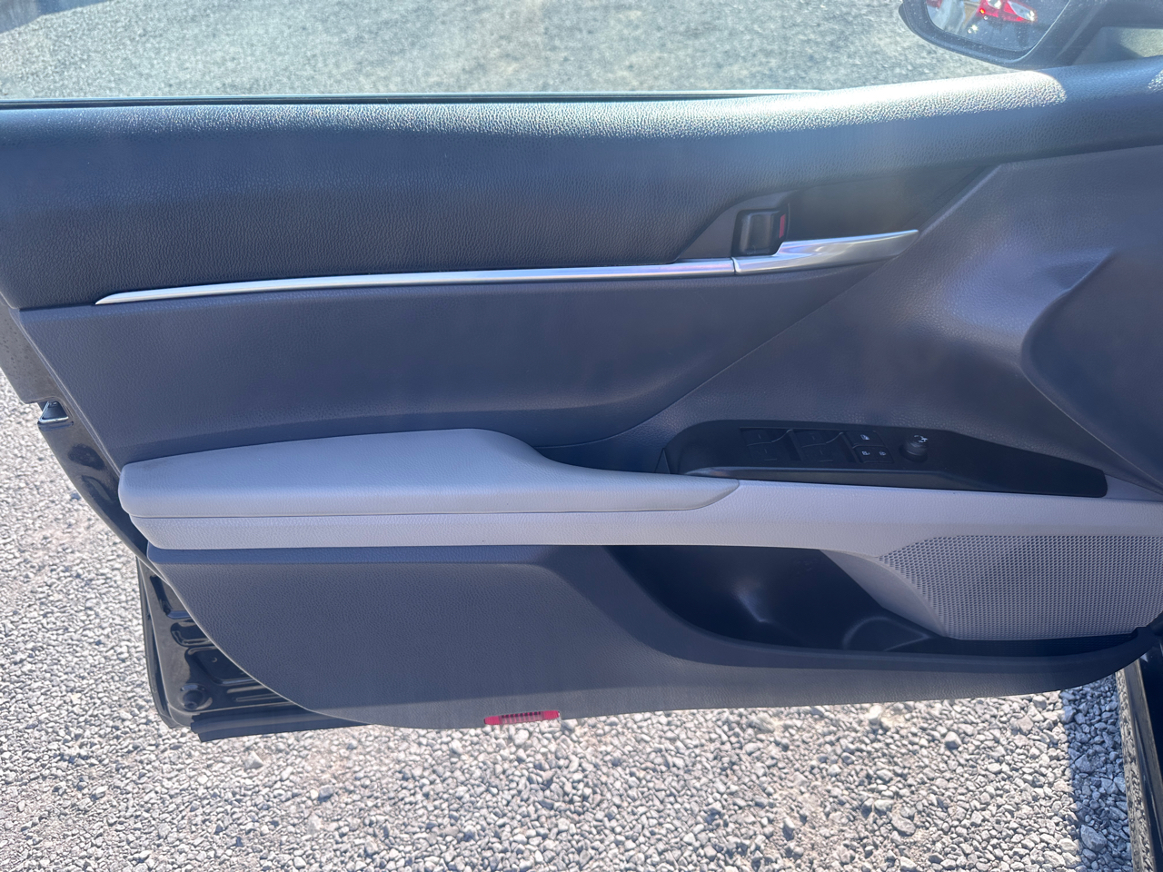 Toyota Camry SE Nightshade Auto (Natl) 2021