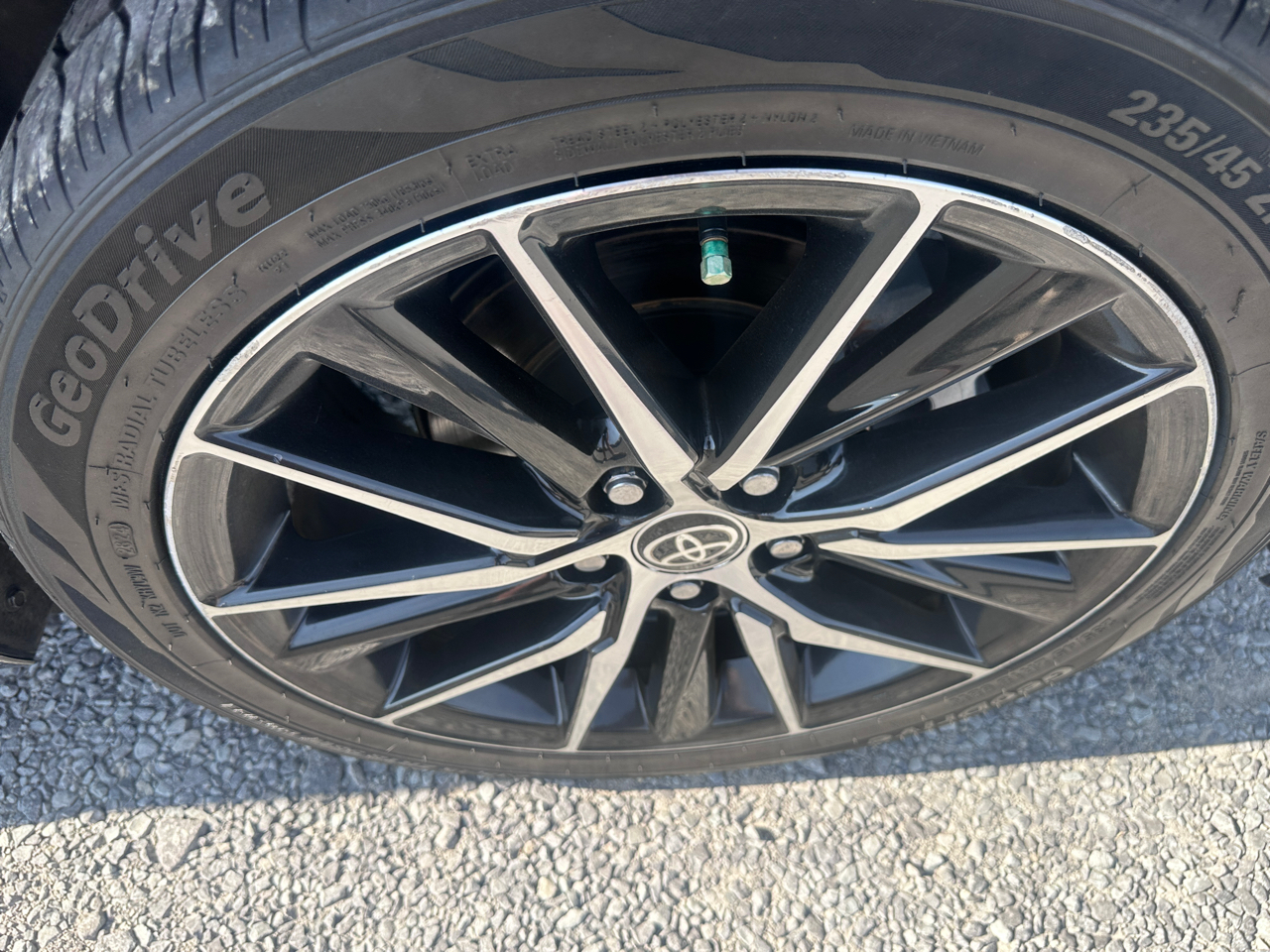 Toyota Camry SE Nightshade Auto (Natl) 2021