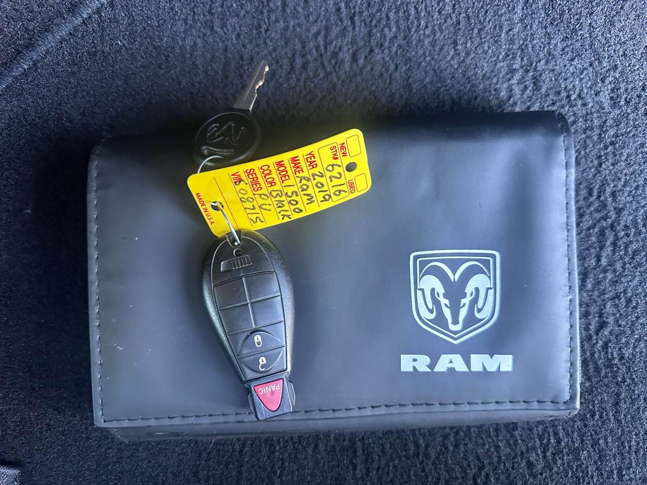 RAM 1500 Classic Express 4x4 Quad Cab 6'4" Box 2019