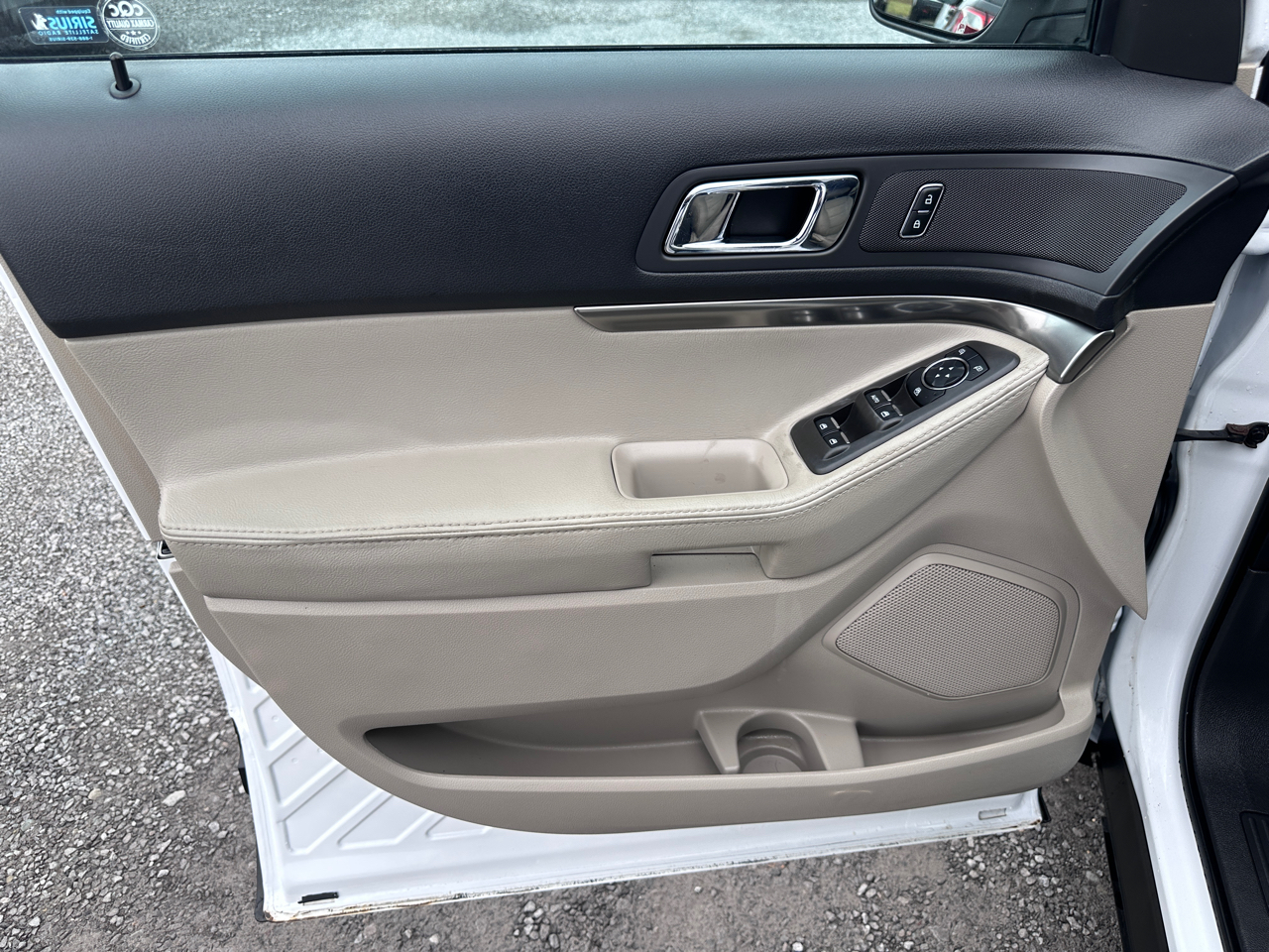 Ford Explorer FWD 4dr Base 2014