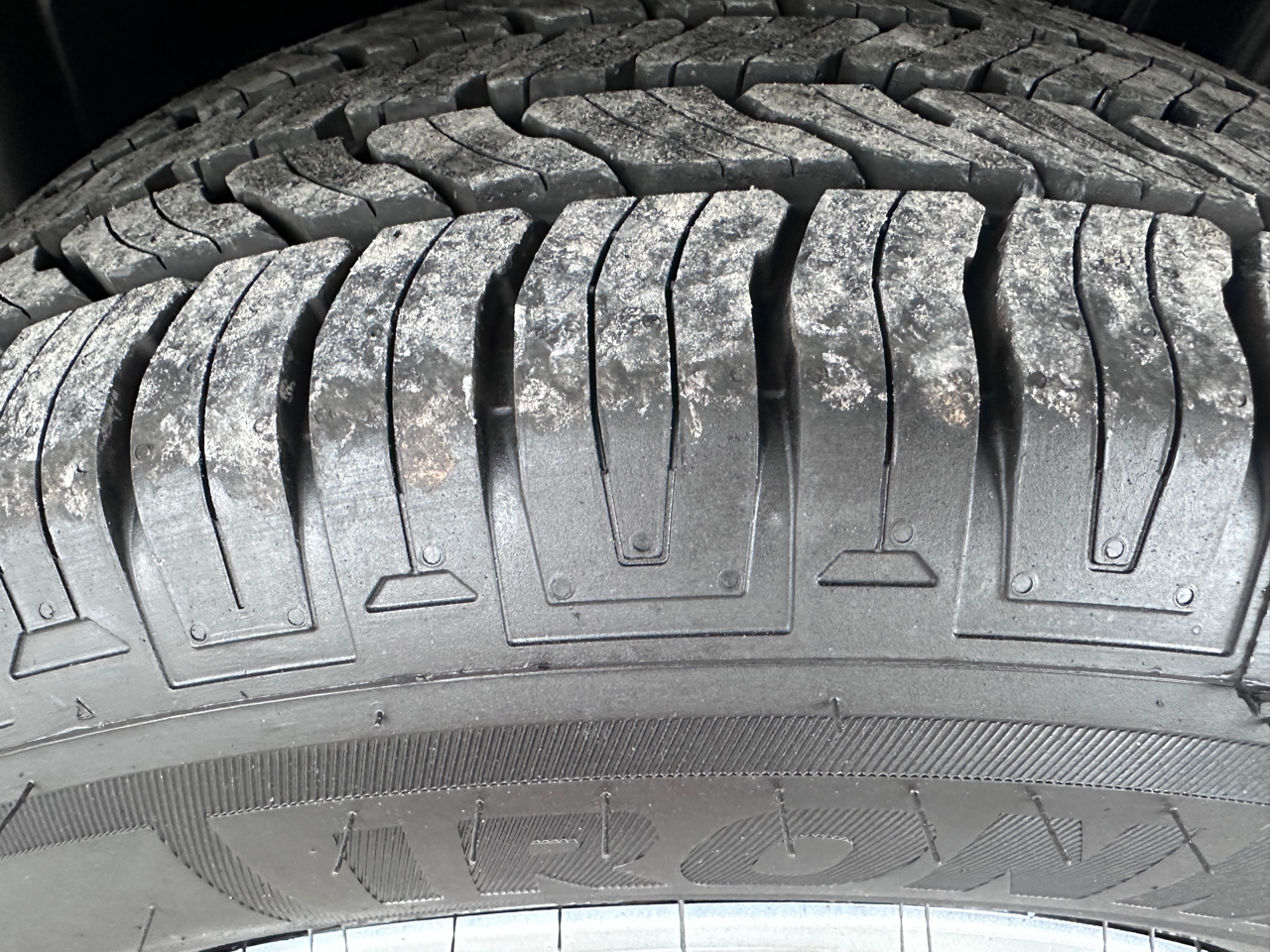 Ford Explorer FWD 4dr Base 2014