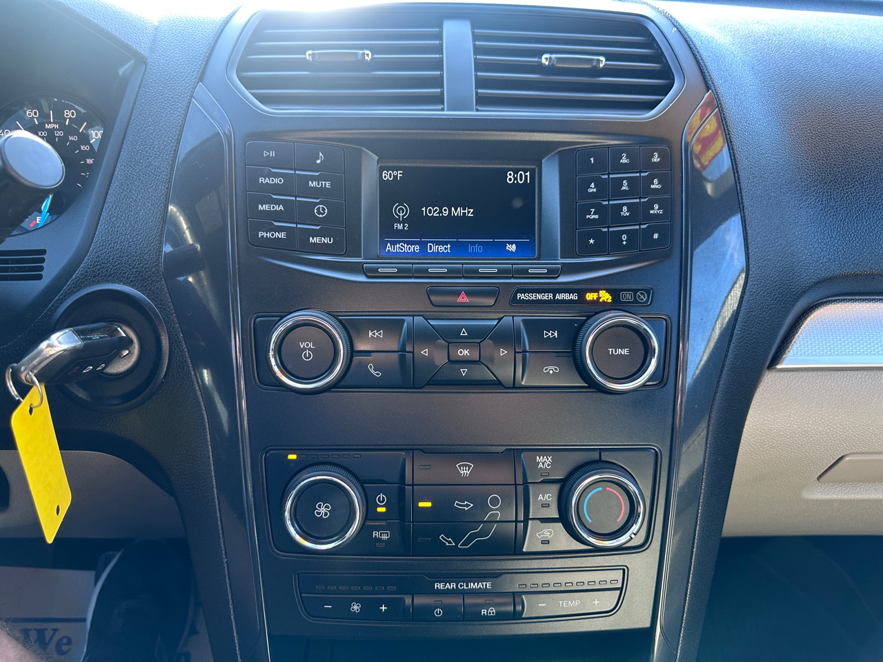 Ford Explorer Base 4WD 2018