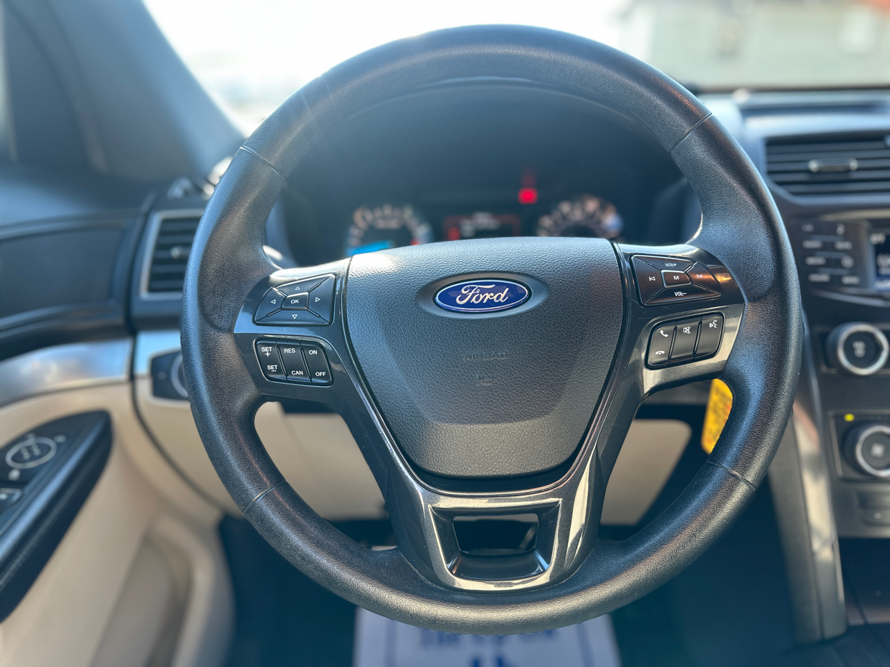 Ford Explorer Base 4WD 2018