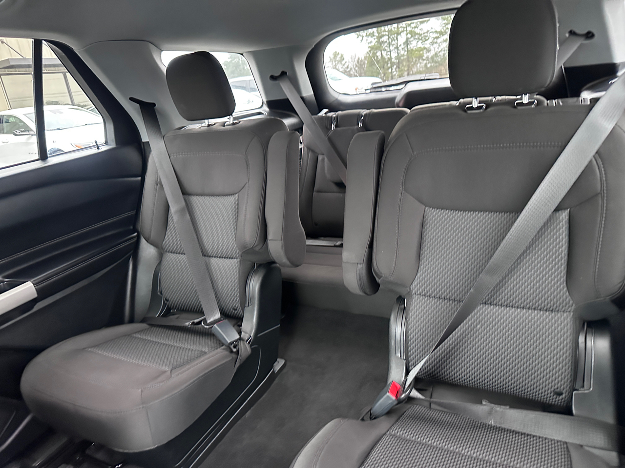 Ford Explorer XLT RWD 2022