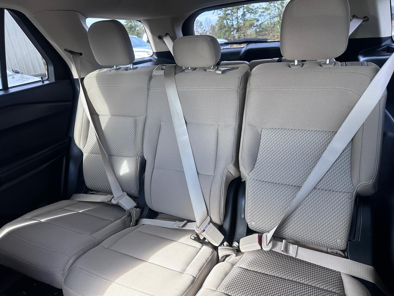 Ford Explorer Base RWD 2022