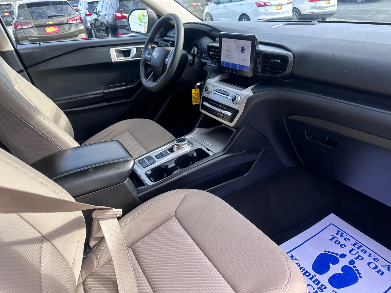 Ford Explorer Base RWD 2022